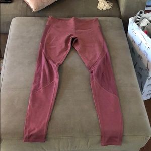 Alo Yoga leggings